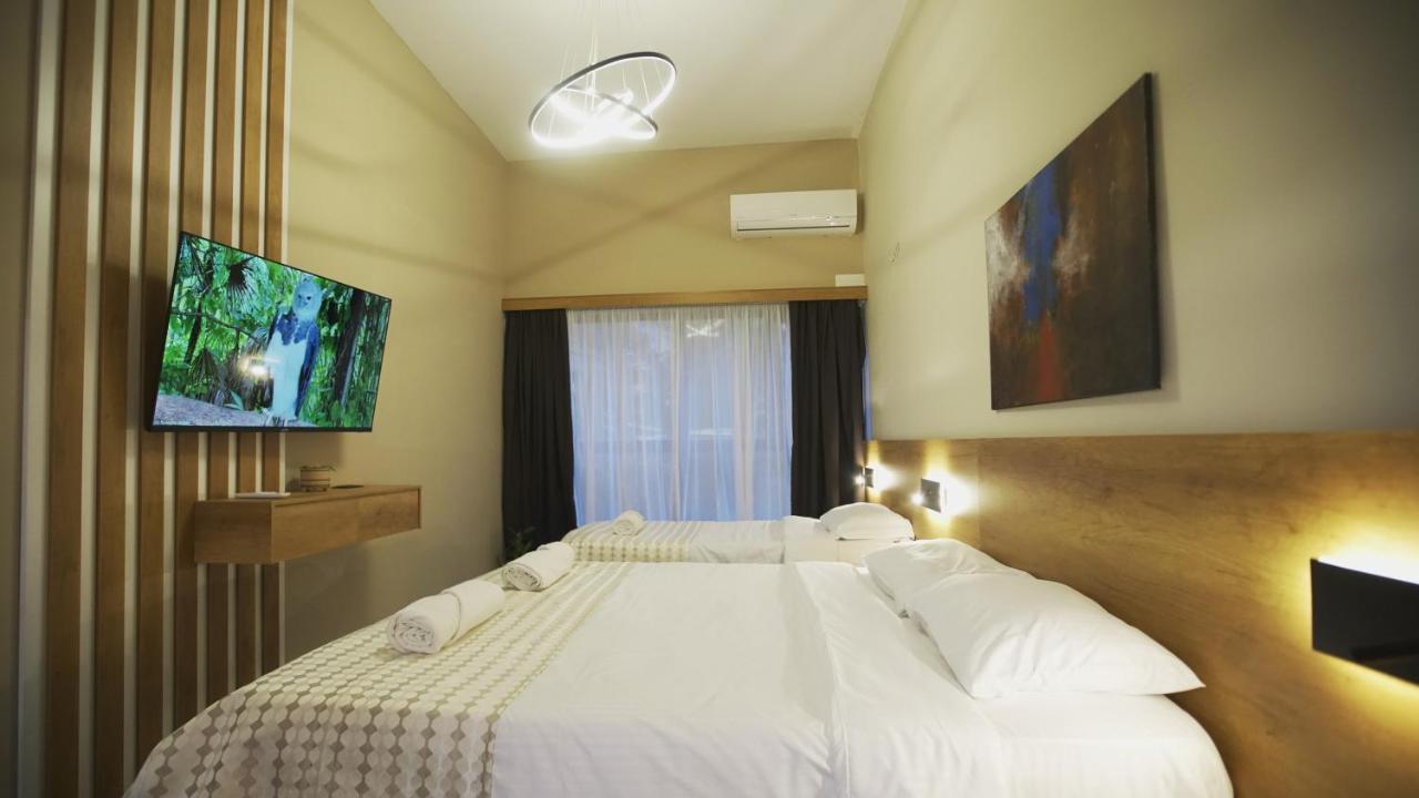 Daily Rent Studio Apartments Tirana Exterior foto